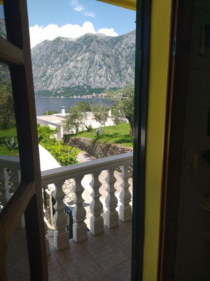 Apartment Ksenija Kotor Extérieur photo