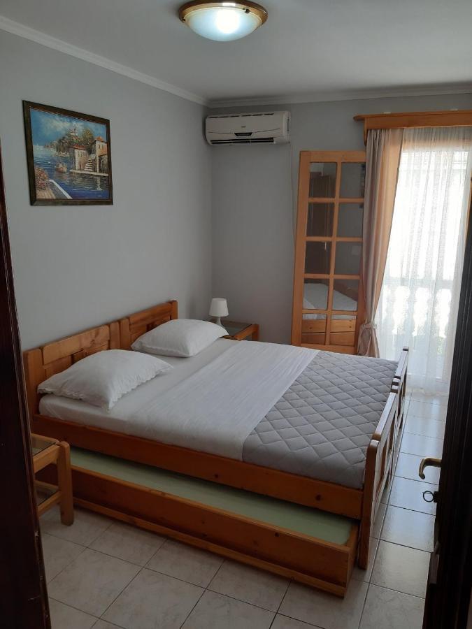 Apartment Ksenija Kotor Extérieur photo