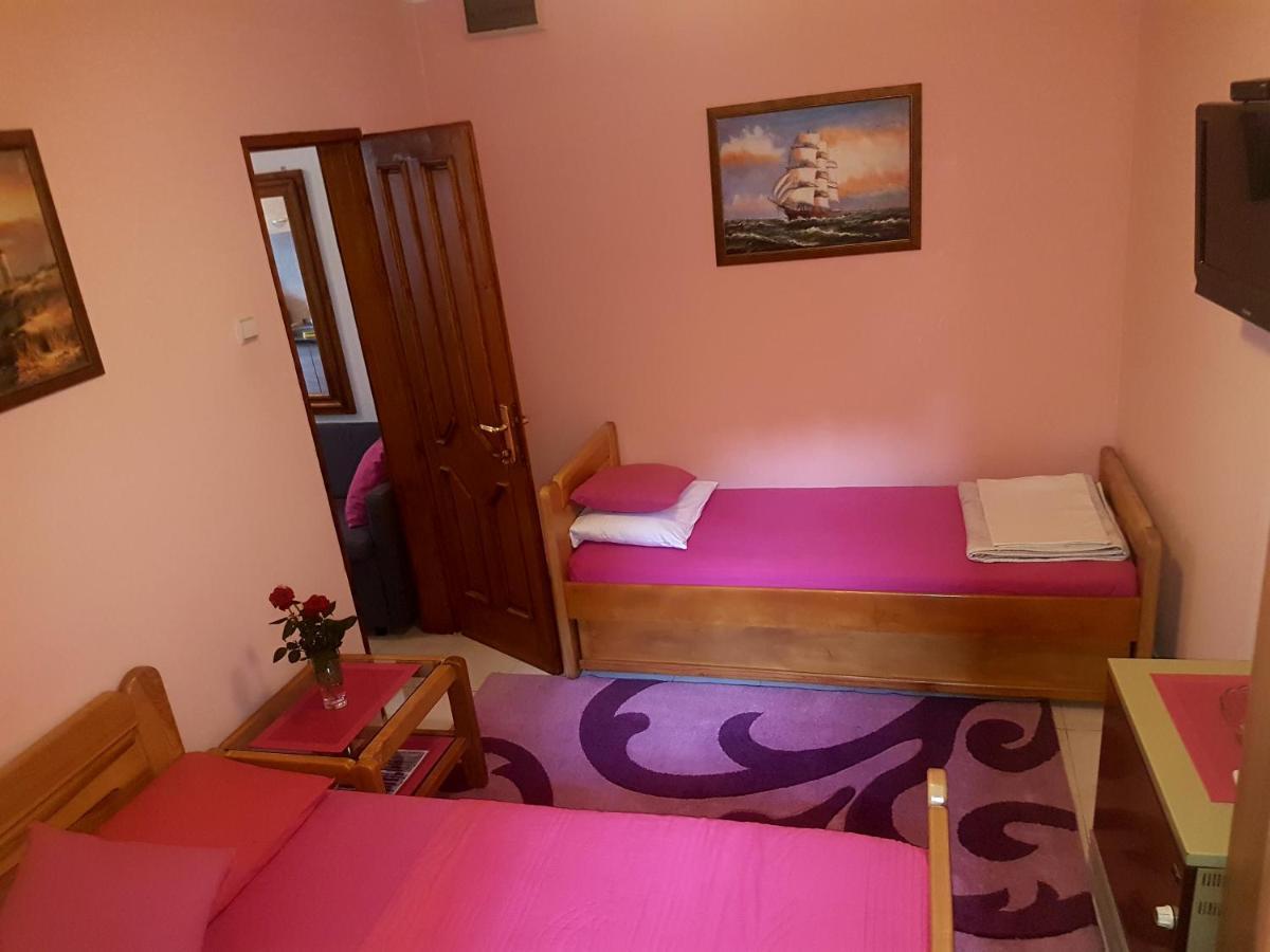 Apartment Ksenija Kotor Chambre photo
