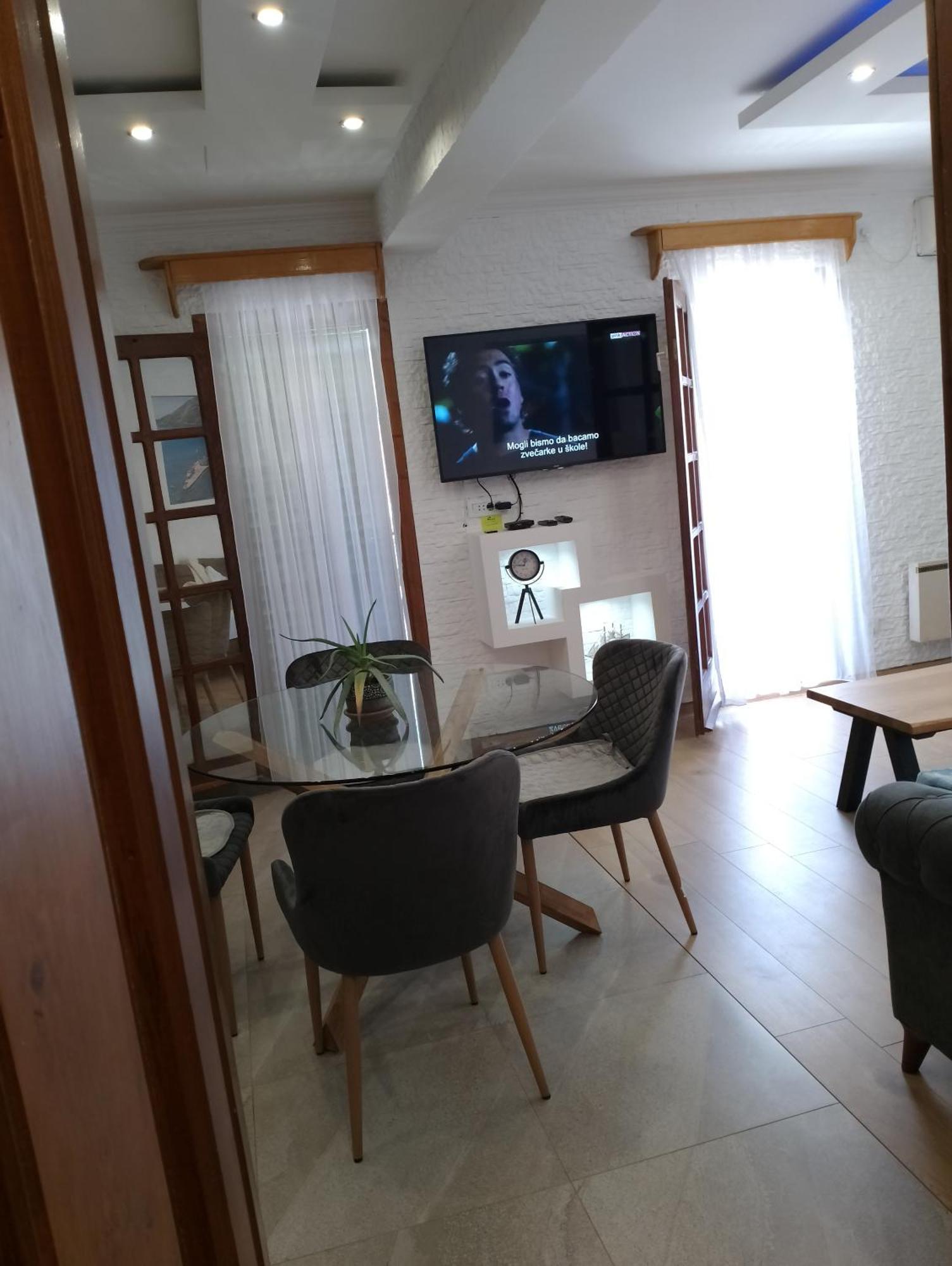 Apartment Ksenija Kotor Extérieur photo