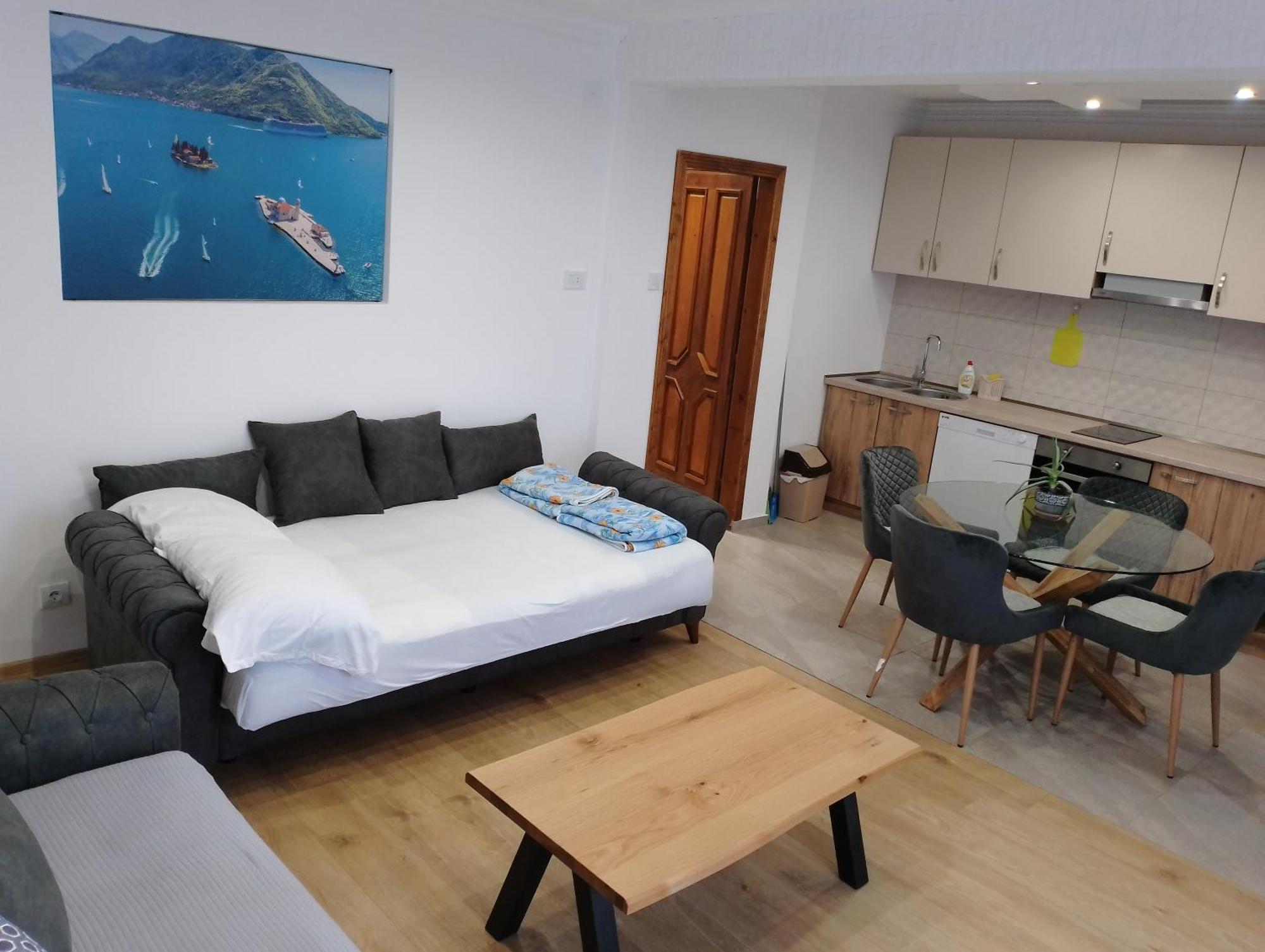 Apartment Ksenija Kotor Extérieur photo